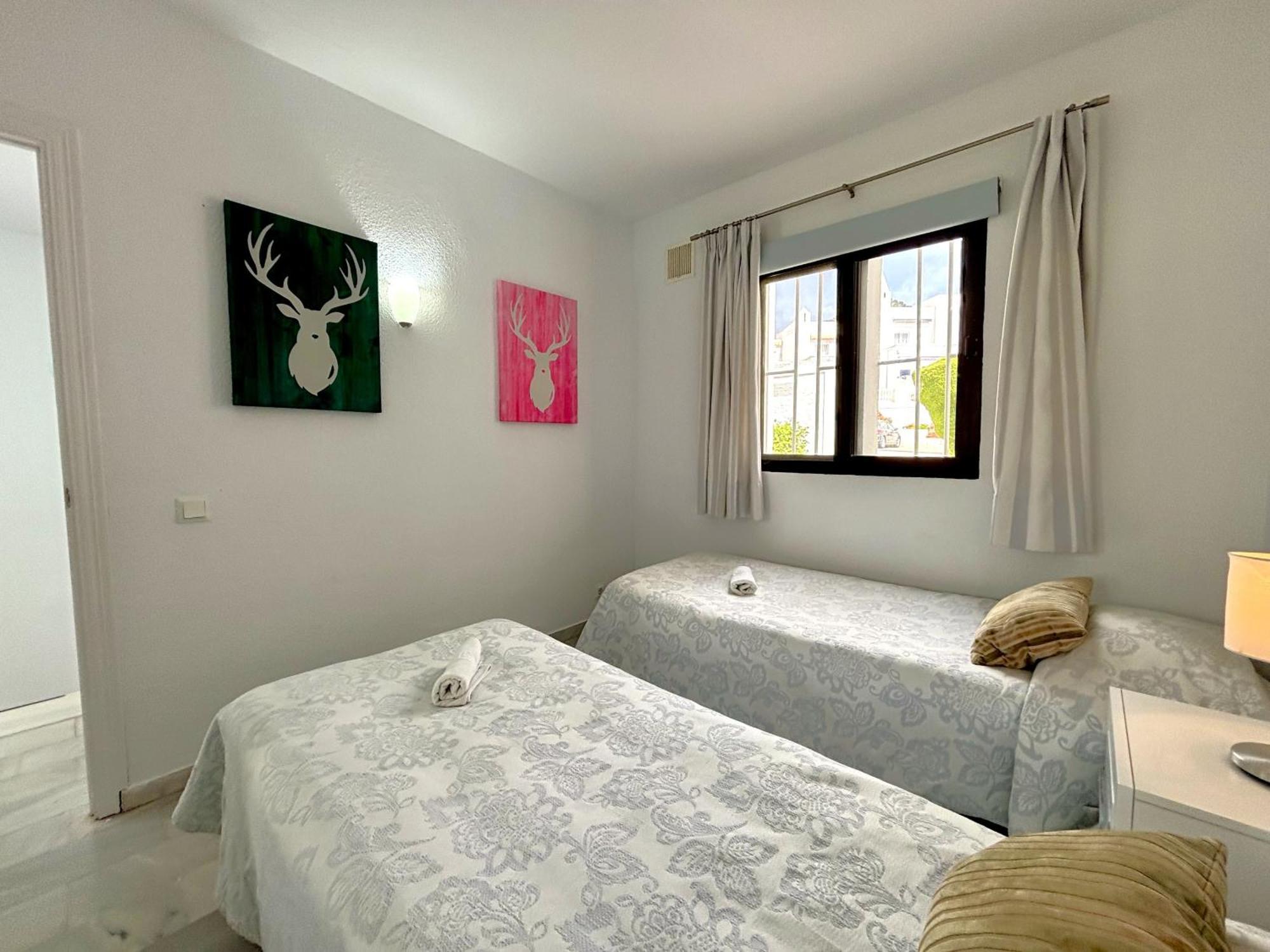Urb. Alhambra II 15 Villa Nerja Buitenkant foto